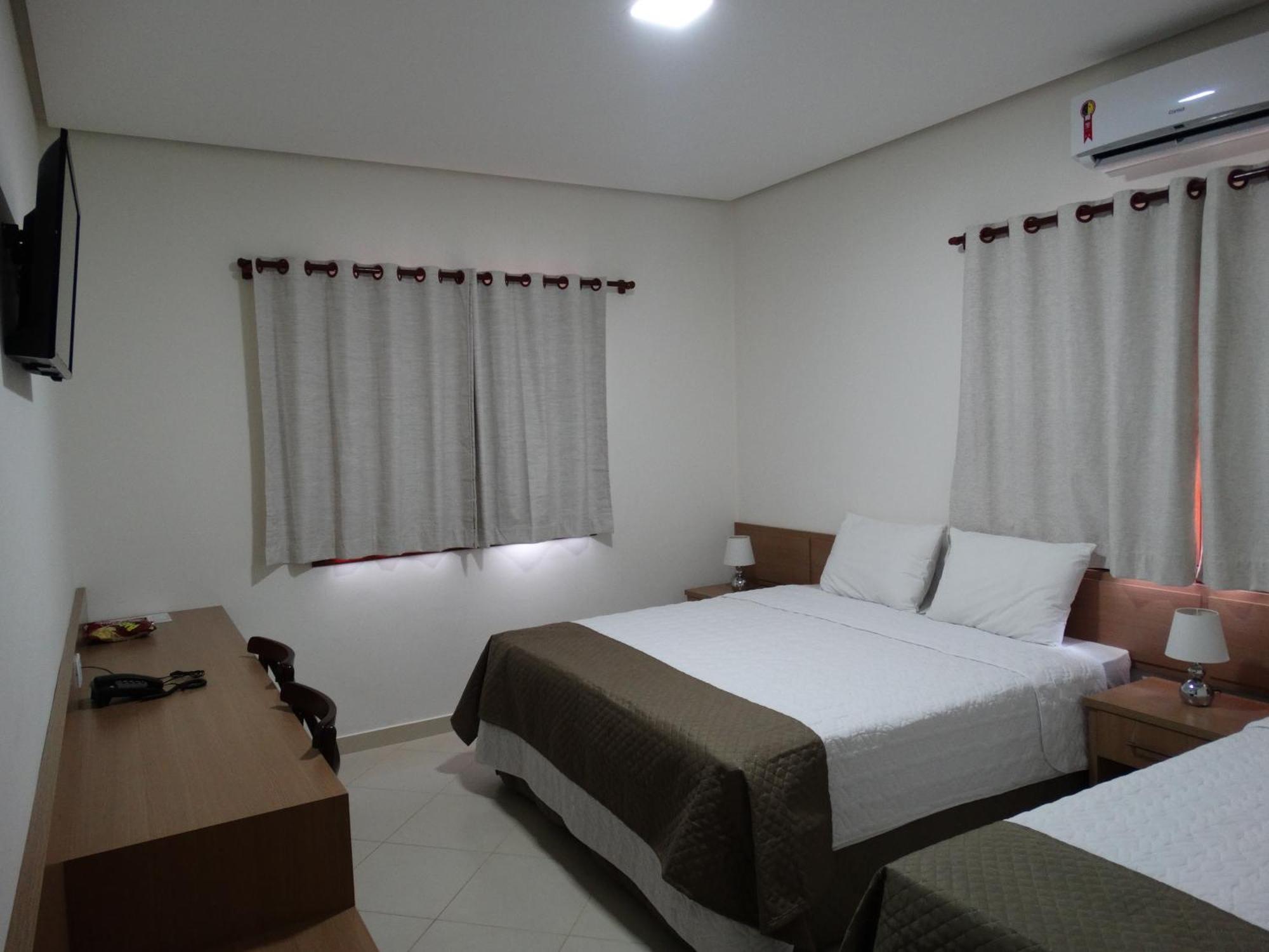 Hotel E Restaurante Sabor De Minas Salinas  Phòng bức ảnh